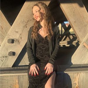 Meet your Posher, Alyssa